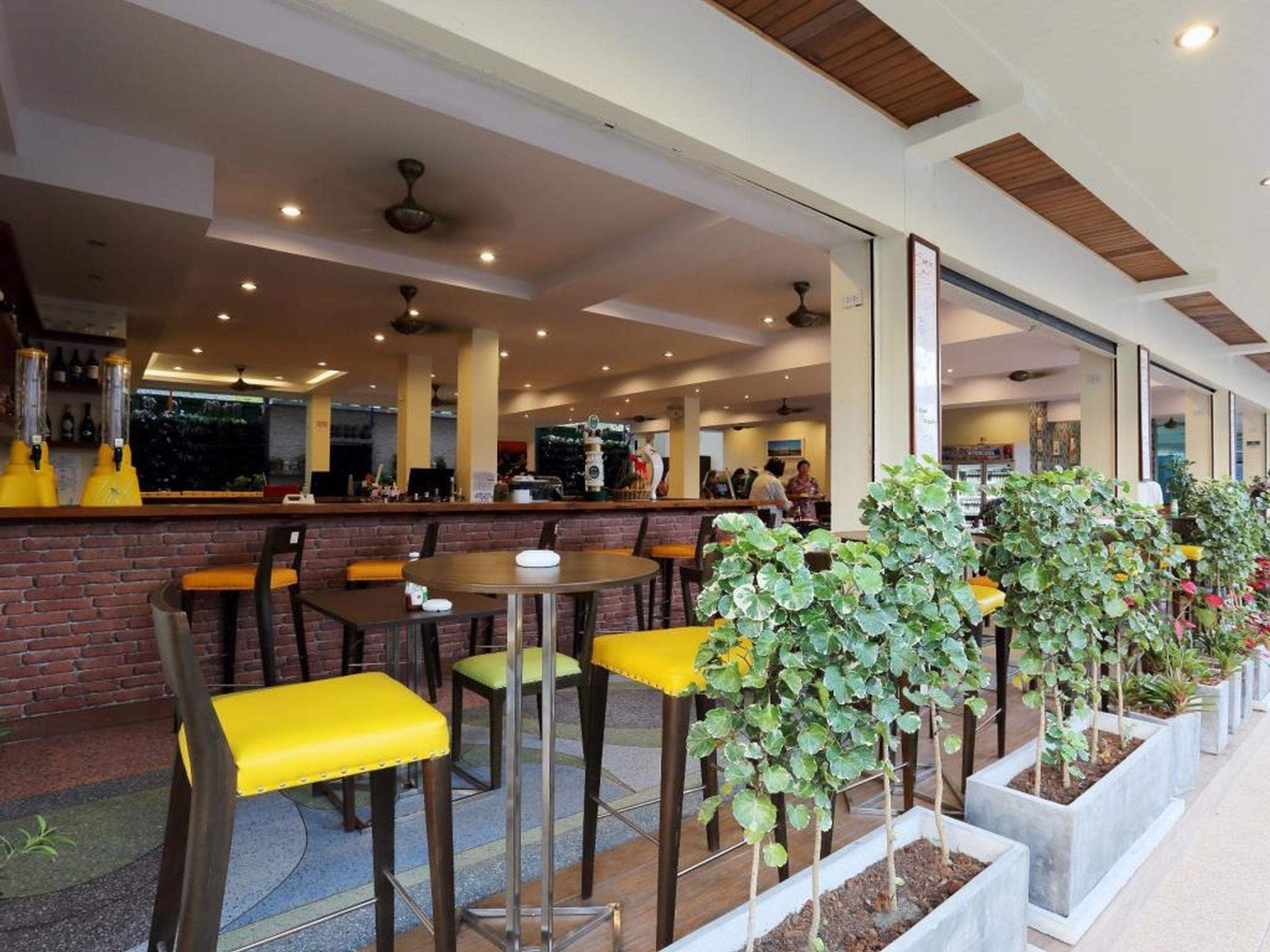 Hotel On Phuket 3*
