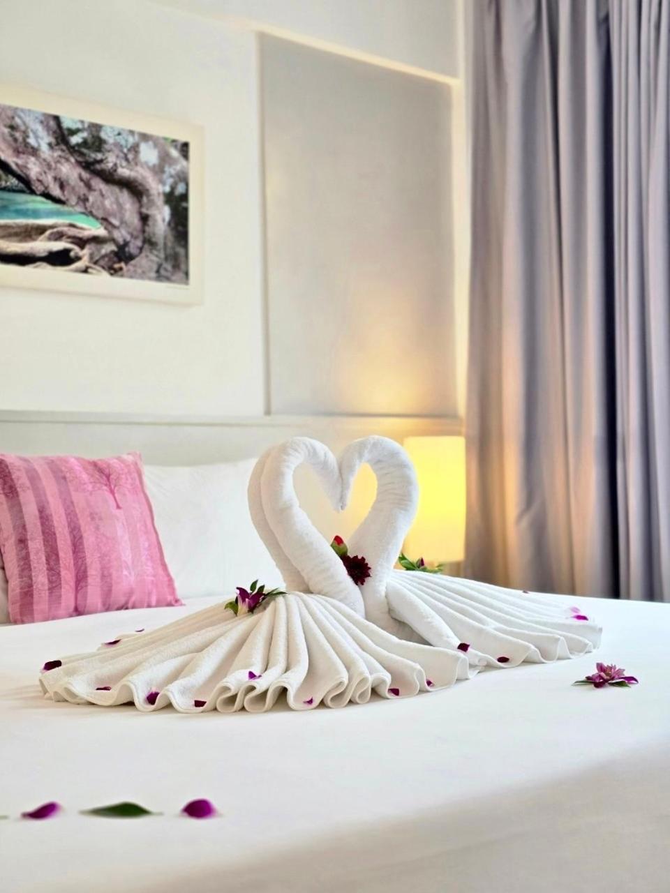 Hotel On Phuket 3*