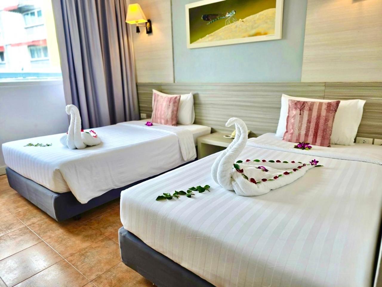 Hotel On Phuket 3*